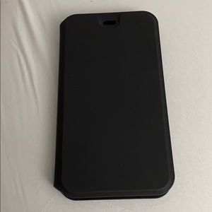 Otter box iPhone 11 black Via folio